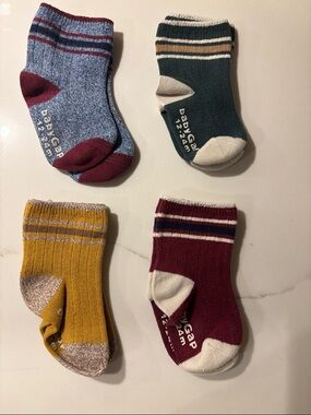 GAP 18-24 month socks